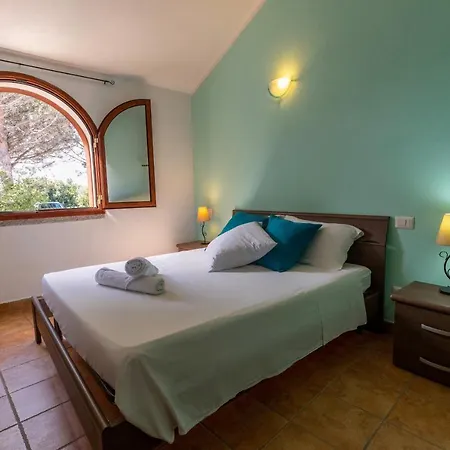 Vista Mare 6 *