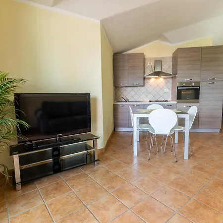 아파트 Vista Mare 6 올비아